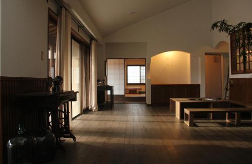 Sumoto House | 淡路島西海岸の宿 梅木屋