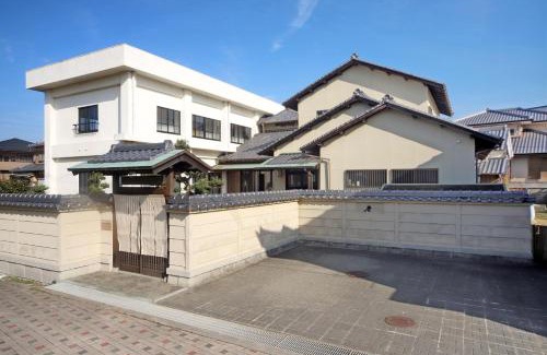 Sumoto House | 淡路島西海岸の宿 梅木屋