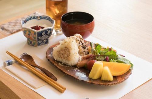 Sawando Hotel | 温泉御宿 るりびたき