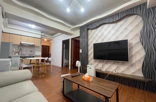 Wujie House | 羅東 Bliss Home 近羅東車站 整層包棟含停車位