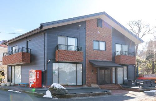 Hakone House | 舜芦 芦ノ湖 10名まで同一料金 箱根芦ノ湖 海賊船港まで徒歩2分 bbq 最大16名