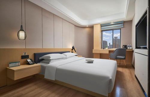 Yu Hua Hotel | 蔚徕酒店长沙贺龙体育馆黄土岭地铁站店