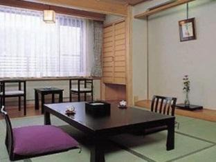 Zaoonsen Hotel | 蔵王温泉 岩清水料理の宿 季の里
