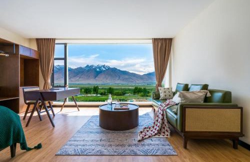 Tashkurgan Hotel | 遇见托格伦夏营地