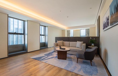 West Coast Hotel | 青岛西海岸城市阳台Madison酒店