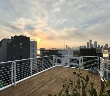 Seogang-dong Apartment | 까사 보보 casa bobo
