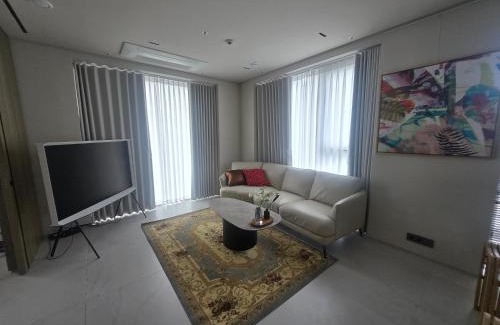 Samseong-dong Apartment | 디뷰더스카이