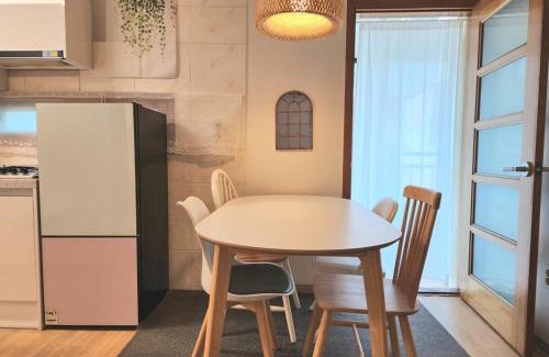 Cheongnyong-dong Apartment | 봉천역9분 Bongcheon Bliss Family trip friendship trip big two-room 8 people near station airport bus line 2 Bongcheon Station Seoul National University Station