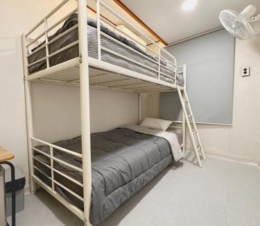 Cheongpa-dong Hotel | 서울역 용산 남산뷰 계림