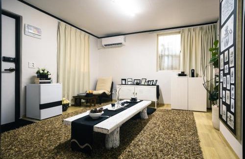 Paldal-gu Villa | 수원화성 Zen House