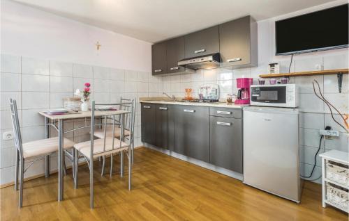 Zbandaj Apartment | 0-Bedroom Apartment In Radmani