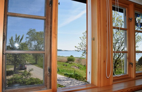 Alt Reddevitz Apartment | 01 Holiday apartment with lake view - Holiday apartments on the Reddevitzer Hövt