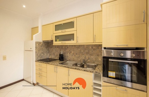 Correeira Ski Chalet | #015 Buganvilia by Home Holidays