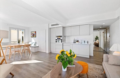 Saint-Jean-Cap-Ferrat Apartment | 04. Bright apartment with balcony and sea view, close to the beach