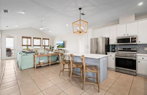 Dauphin Island House | 040 Oceanside