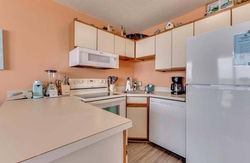Wilmington Beach Condo | 0411 Seaside Sunrise by Atlantic Towers