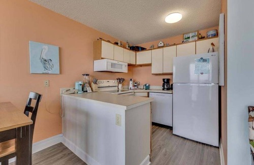 Wilmington Beach Condo | 0411 Seaside Sunrise by Atlantic Towers
