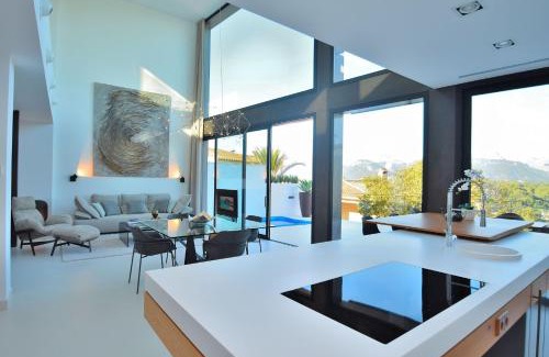 Buger House | 049 Villa Montblau ETV8205 by Mallorca Charme