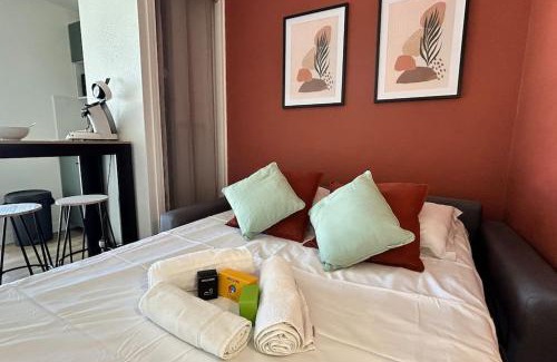 Le Couchant Apartment | 050 - Le Grand Mottois Studio, 2pers - 100m plage