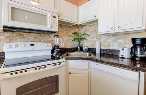 Wilmington Beach Condo | 0514 Double The Pleasure by Atlantic Towers