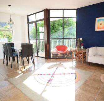 Laranjeiras House | 05LAR Casa Incrível