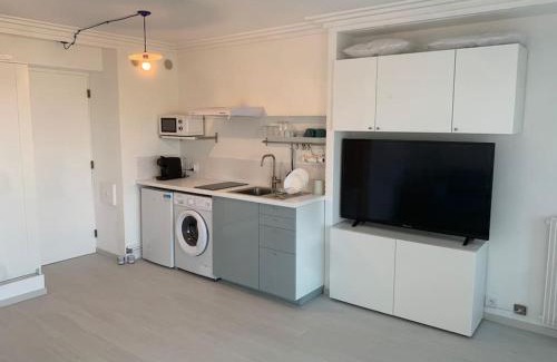 Cap-d'Antibes Apartment | 06AT1 - Cosy seaside studio in an ideal location