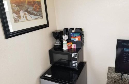 Valle Apartment | 083B Affordable Gateway near South Rim Sleeps 6