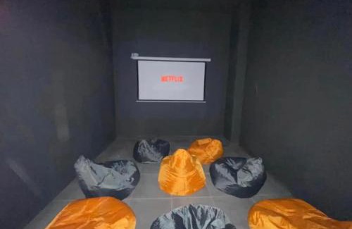 Charenton-le-Pont Apartment | 09 Studio Charenton Fitness Cinema
