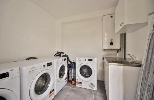 Charenton-le-Pont Apartment | 09 Studio Charenton Fitness Cinema