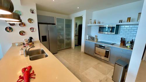 Playa Bonita Village Apartment | 09I Jungle/Ocean View to thrill Nature Enthusiasts