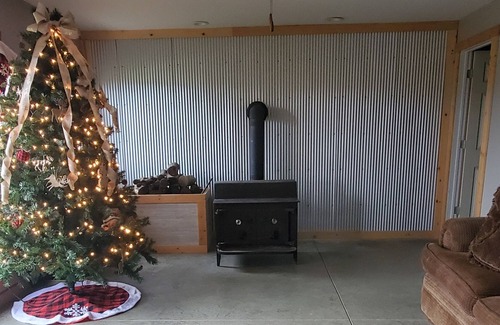 McArthur House | 1,000 of acres, Public hunting, lake alma 5 mile, lake Rupert 2 mile, hocking h