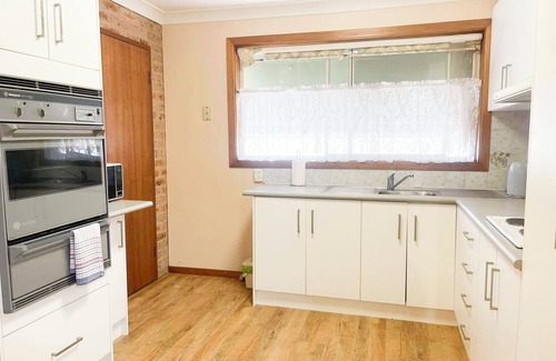 Bourkelands House | 1/1 Overdale Drive, Bourkelands