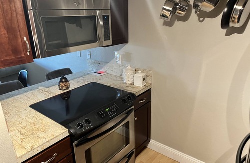 Cherry Creek Condo | 1/2 a block from cherry creek north shops