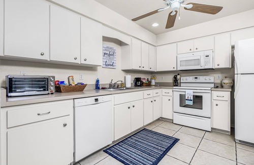 Rotonda Heights House | 1/2 Duplex in Rotonda West near multiple beaches and 5 golf courses -SW Florida