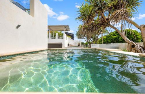 Peregian Beach Apartment | 1 20 Kingfisher Drive Peregian Beach