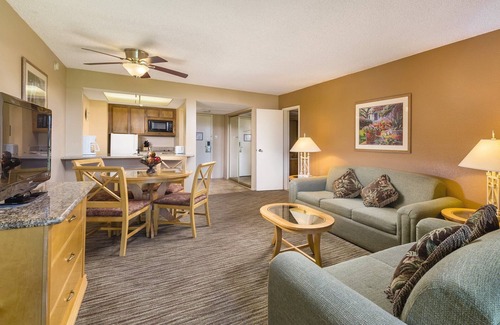 Palm Springs Resort | 1,200-acre outdoors and fun in the sun!