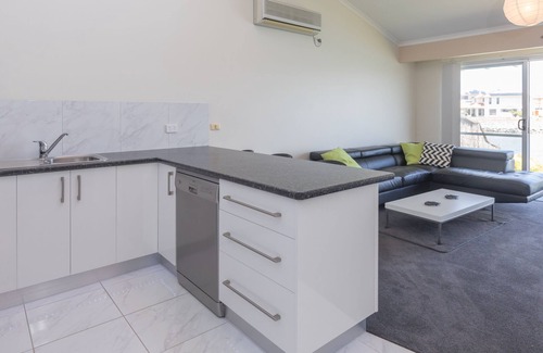 Port Lincoln House | 1/26 Northpoint Waterfront Unit
