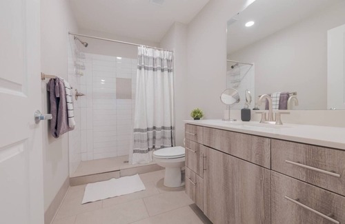 North Kansas City Apartment | 1.3 Miles To Union Station! 2 bedroom 2bath