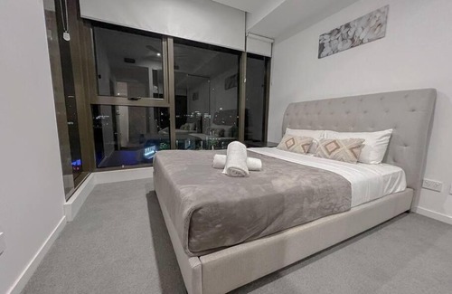 Newstead Apartment | 1.5BR apartment Fortitude Valley