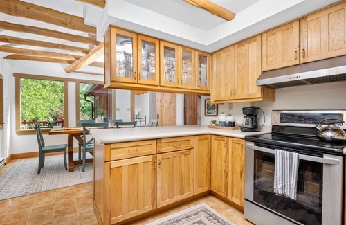 Washougal House | 1.7 Miles to Washougal MX Park, Private Setting, Huge Deck, Game room, Trails, Bridges, Creek & Pond
