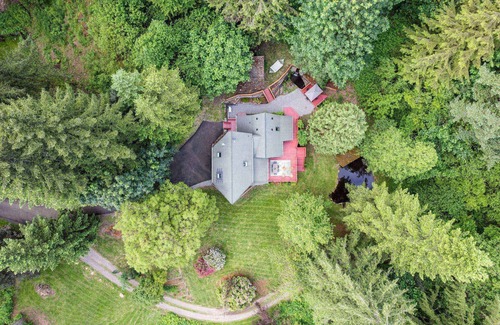 Washougal House | 1.7 Miles to Washougal MX Park, Private Setting, Huge Deck, Game room, Trails, Bridges, Creek & Pond