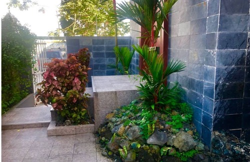 Panama City House | # 1 ALBROOK VILLA SURROUNDED BY NATURAL LANDSCAPING