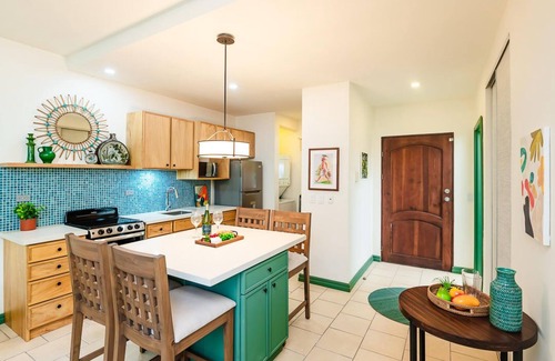 Potrero Apartment | 1-BD Near Beach, Great for Digital Nomads