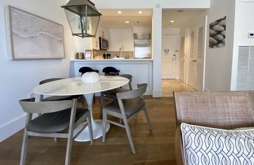 Key Biscayne Hotel | 1 Bdrm Ocean view Res. Suite w balcony, located at The Ritz, in Key Biscayne
