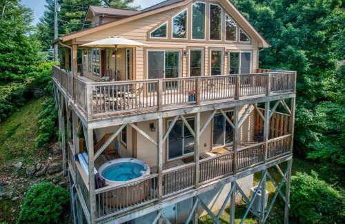 Boone House | 1 Beautiful View