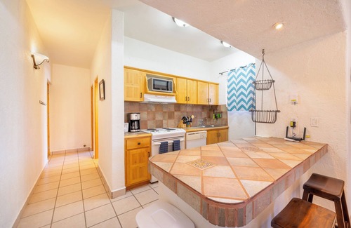 Nopolo Condo | 1 Bed & 1 Bath Condo with Ocean, Mountain and Golf course View, Amazing