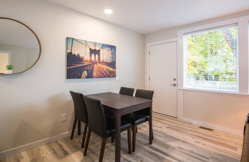 South Central Apartment | 1 BED 1 BATH Executive suite.