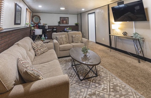 Sioux Falls House | 1 bed 1 bath | Quiet neighborhood