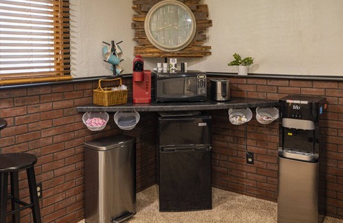Sioux Falls House | 1 bed 1 bath | Quiet neighborhood