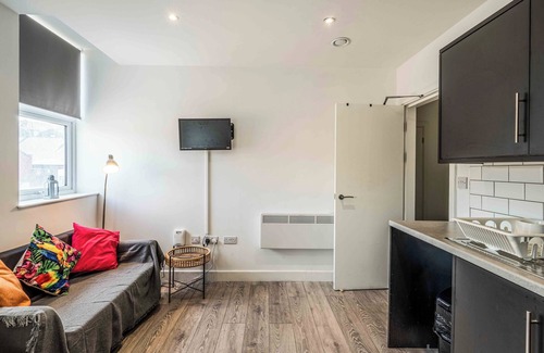 Liverpool Apartment | 1 bed Apartment near Liverpool Lime street